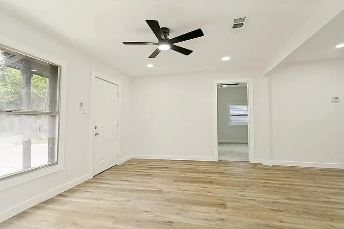 1211 E Virginia St — Photo 13