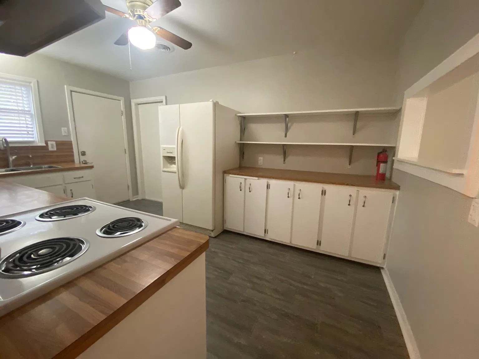 2 bed, 1038 sqft, $2,000 — Photo 4