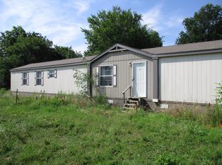 5938 SW Quaker Rd, Columbus, KS 66725
