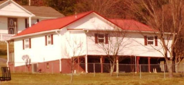 2nd image of 1075 W Vann Rd