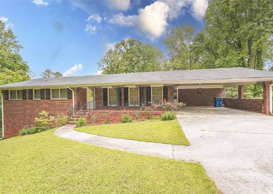 1st image of 3560 Emily Way