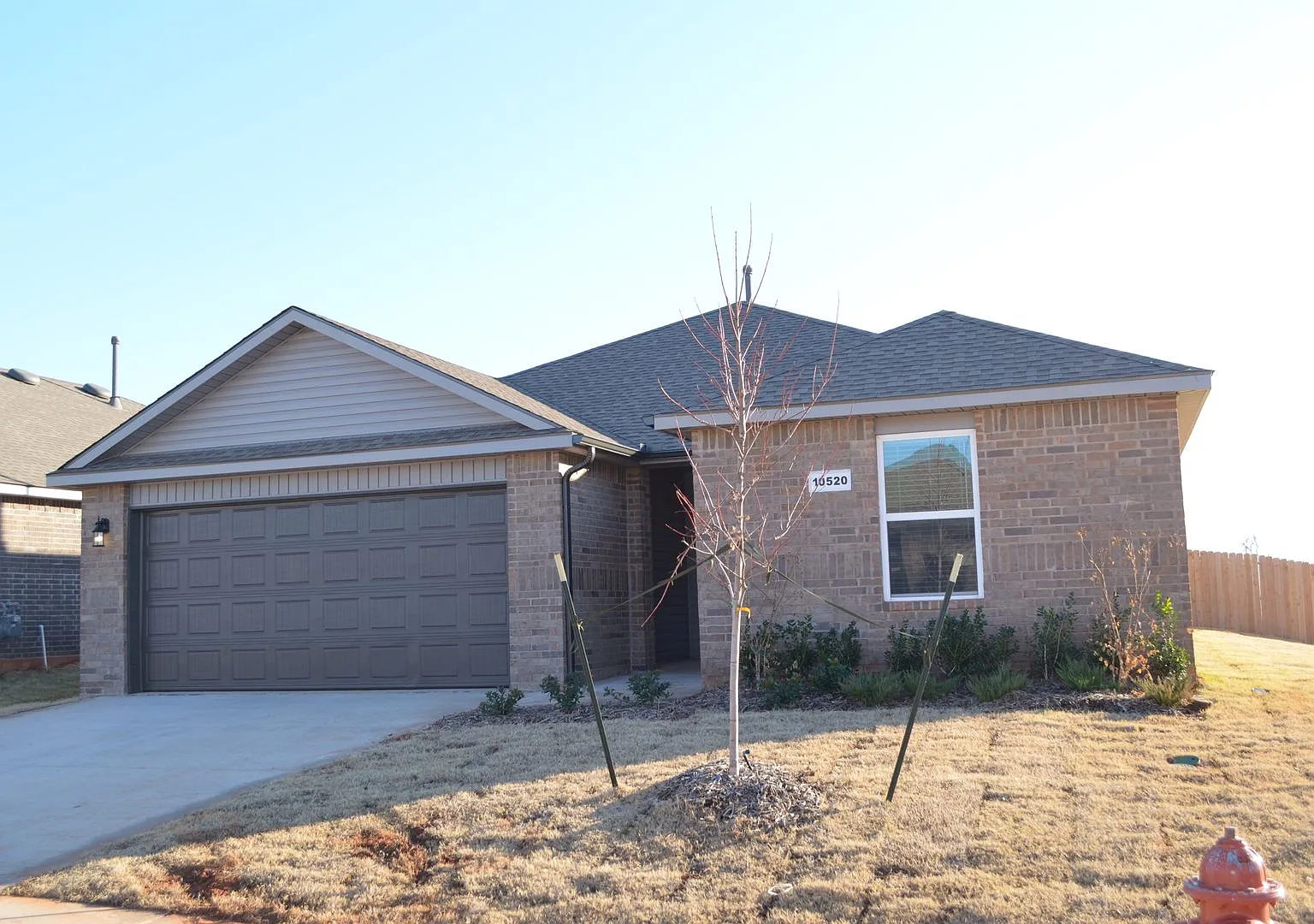 Newer Home For Lease in Sara Park- 5 Bedroom 2 Bathroom Home — Photo 1