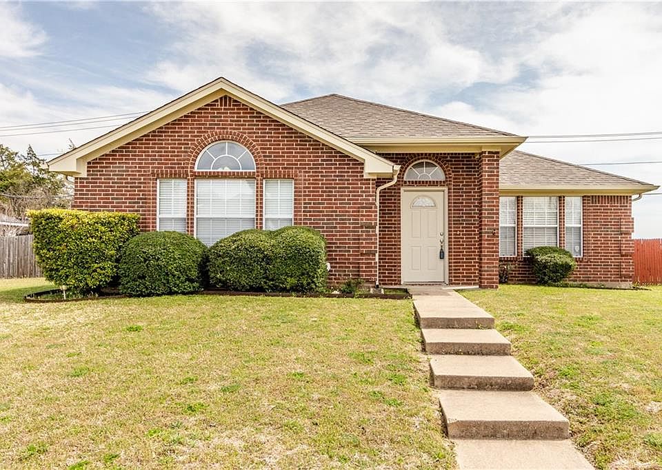 1st image of 7416 Wood Slope Dr
