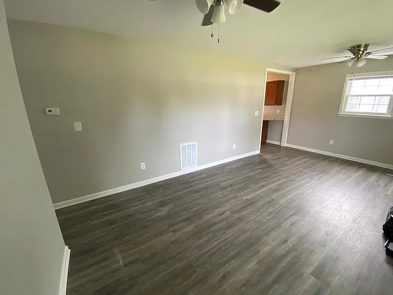 219 Eldorado Ave — Photo 5