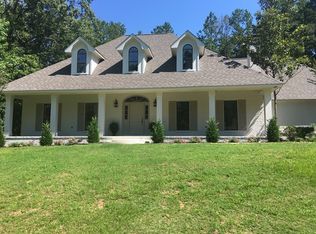 3724 Lyles Dr, Oxford, MS 38655