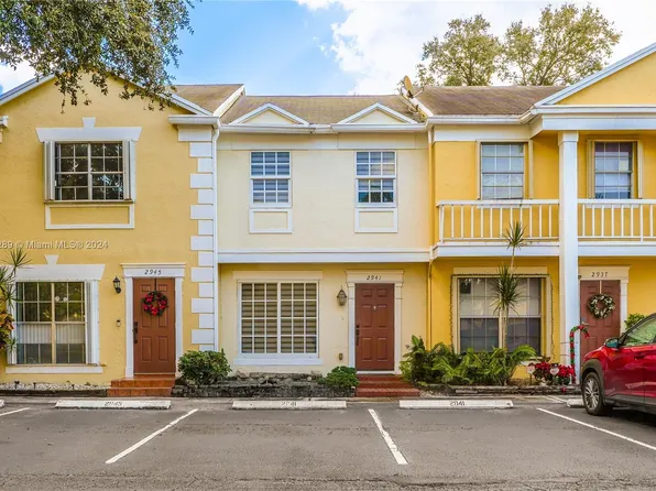 2941 Cambridge Ln, Cooper City, FL 33026