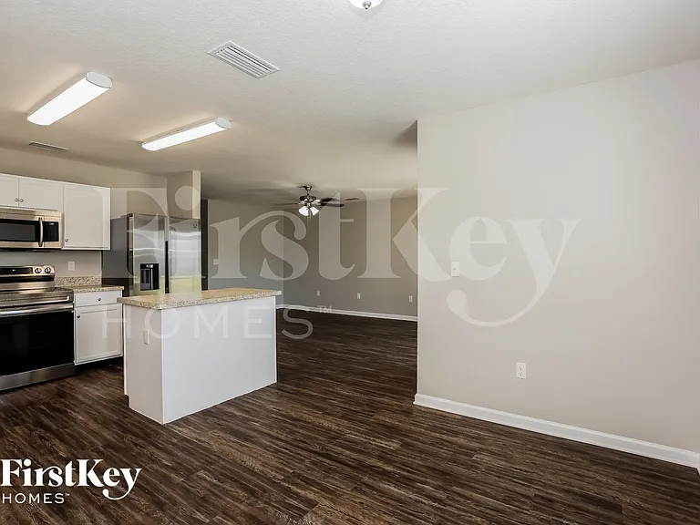 77791 Lumber Creek Blvd — Photo 6