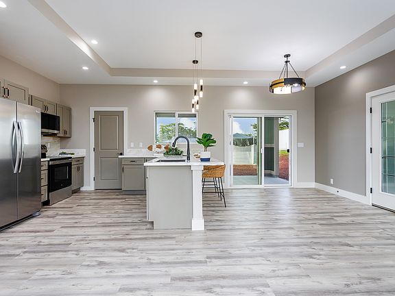5th image of 16-2131 Treefern Dr