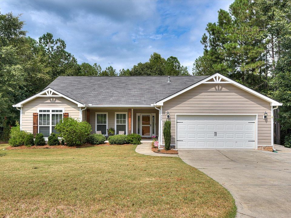 1st image of 355 Foxchase Cir