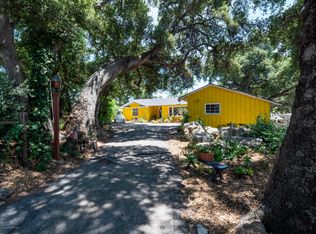 1072 Hollygrove Ln, Altadena, CA 91001