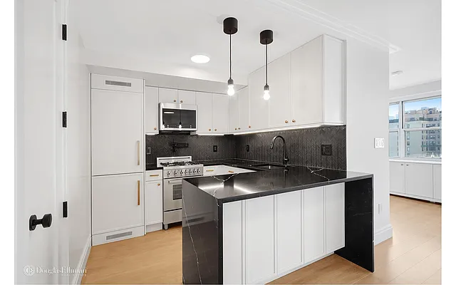 Rented by Douglas Elliman | media 8