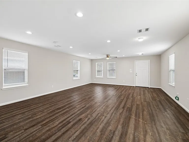 3342 Simmons St — Photo 5