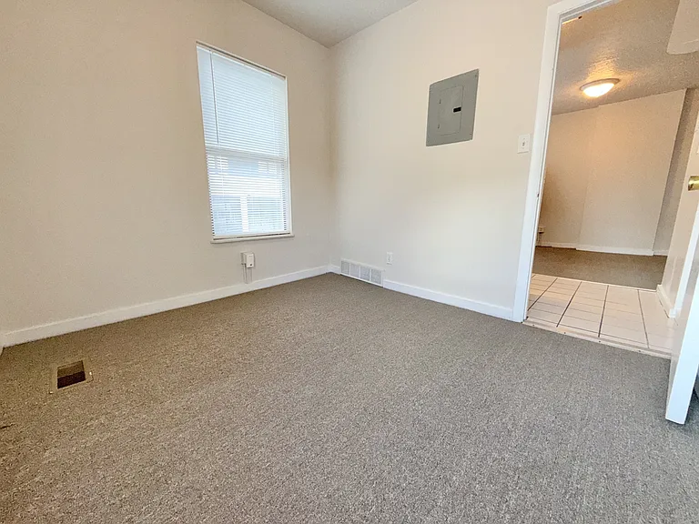 515 S Denver St — Photo 5