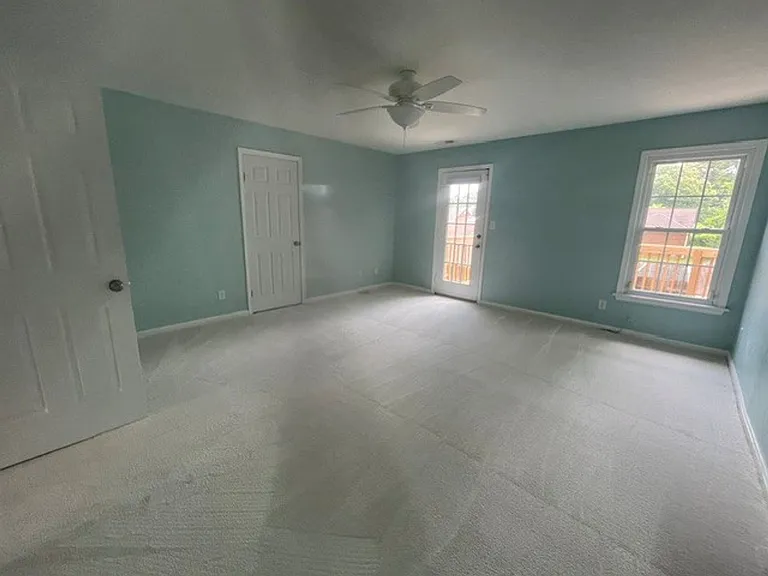 1002 Colonial Meadows Way — Photo 18