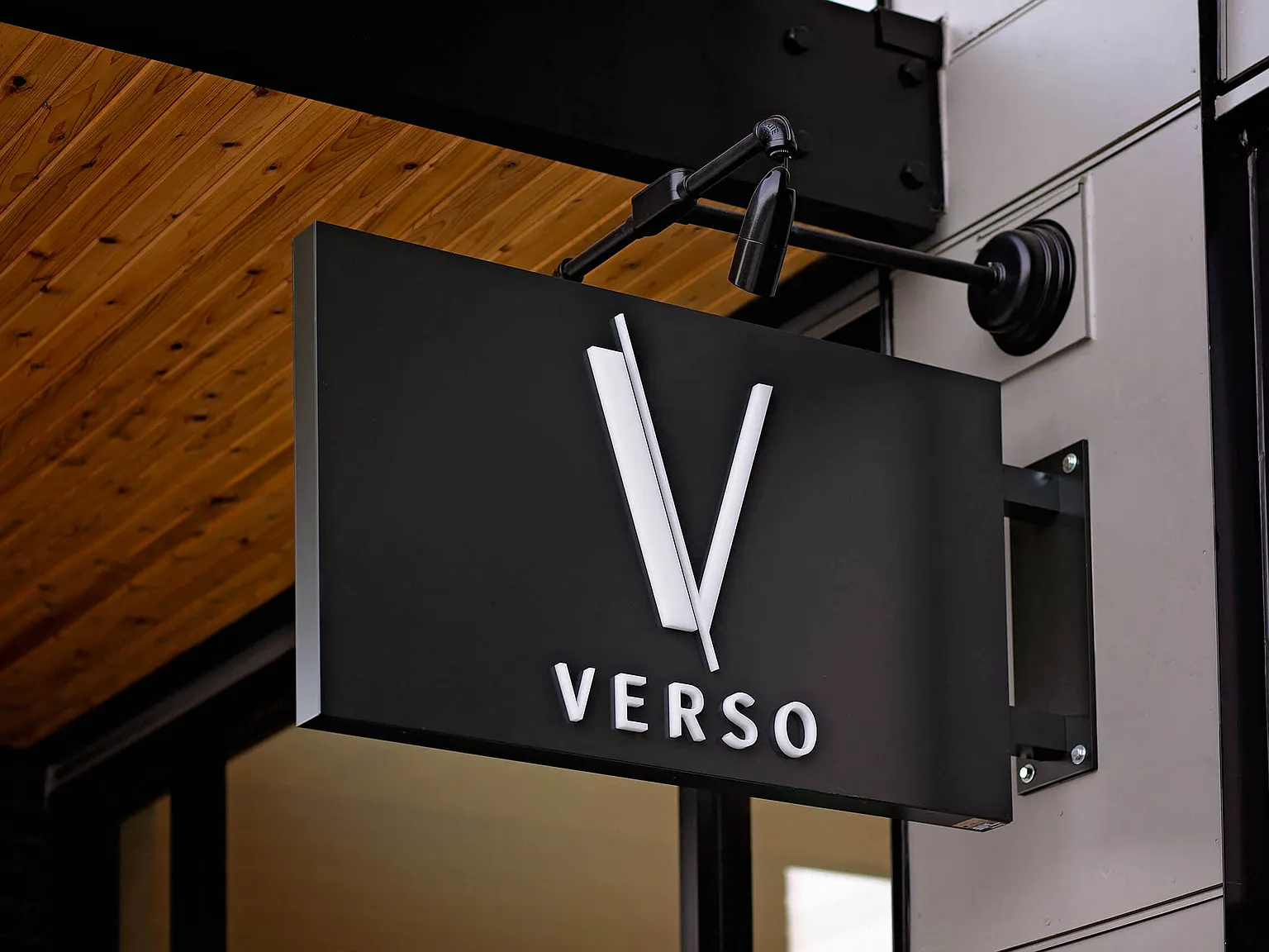 Verso — Photo 1
