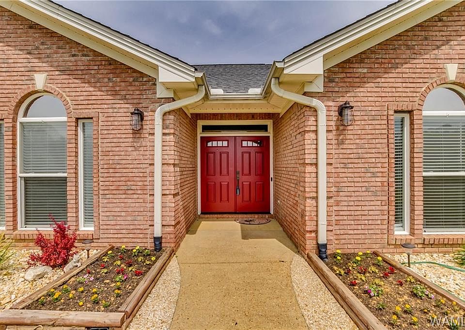 1st image of 1696 Lindenfield Ln
