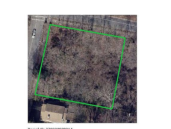 2nd image of 2 E Ave Se