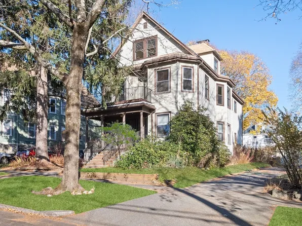 12 West St, Arlington, MA 02476