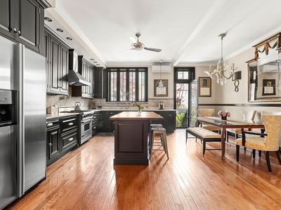 587 10th St #1, Brooklyn, NY, 11215