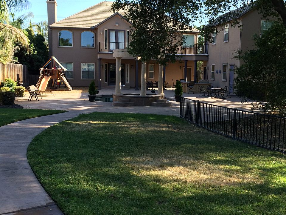 2nd image of 260 Alpine Falls Dr
