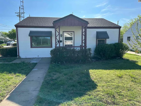 422 Champa St, Pratt, KS 67124