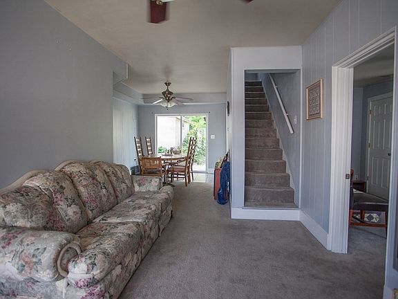5th image of 109 W Carlton Ave