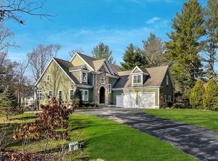 49 Dana Dr, Hanover, MA 02339