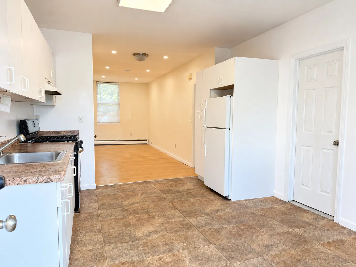 1 bed, $1,950 — Photo 2