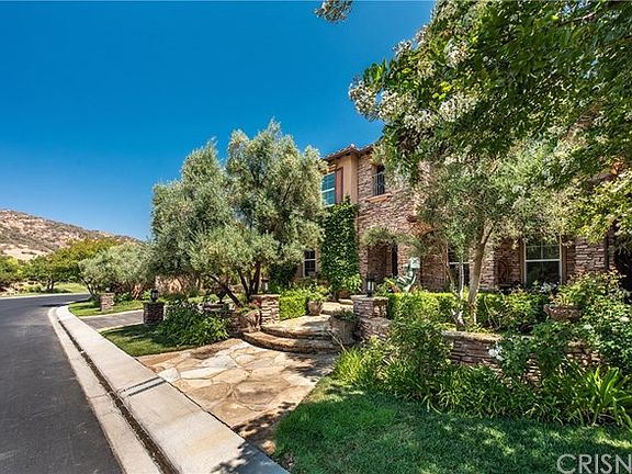 4th image of 1494 Caitlyn Cir