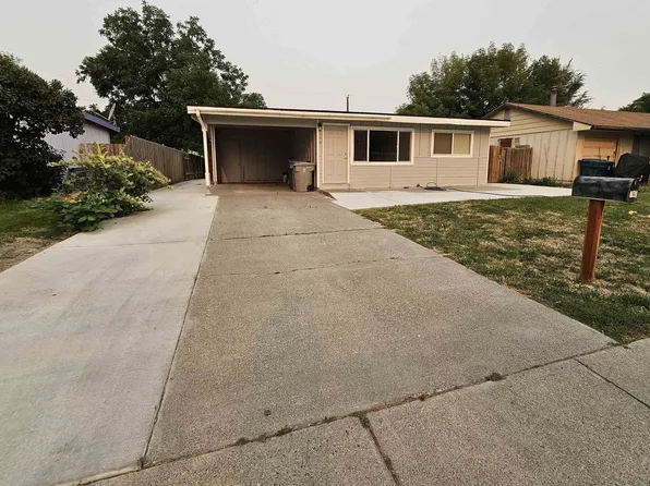 740 S 13 E, Mountain Home, ID 83647