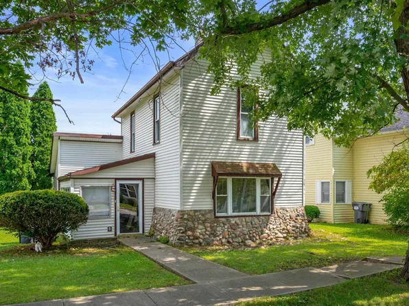 203 S Oak St, Lynn, IN 47355