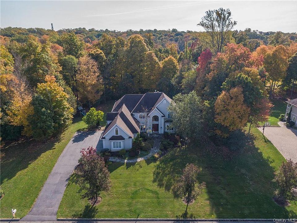 1st image of 5 Lety Ln
