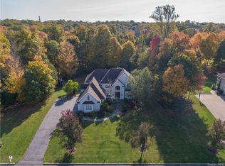 5 Lety Ln, Montebello, NY 10901