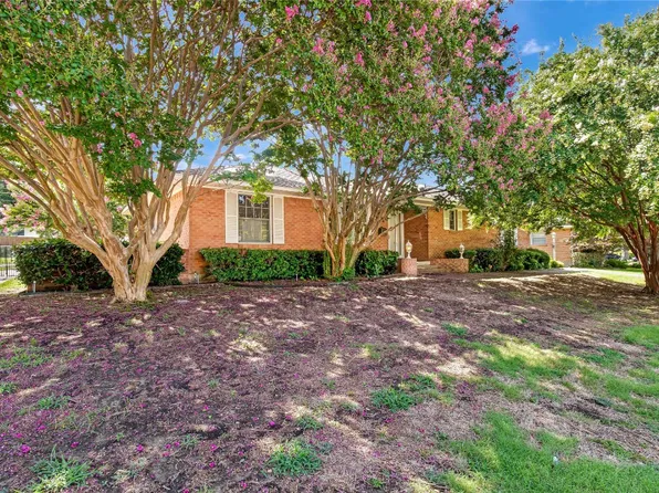 616 Prescott Dr, Garland, TX 75041