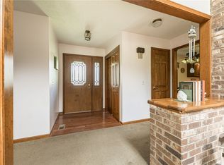 827 Turner Rd, Palmyra, NY 14522