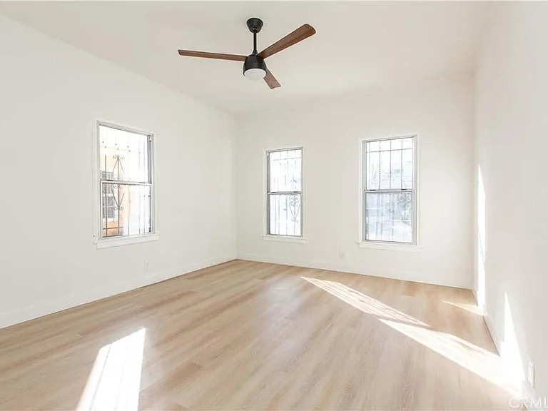 1828 S Sycamore Ave — Photo 4
