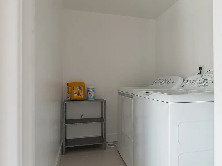 12572 E Bates Cir — Photo 22