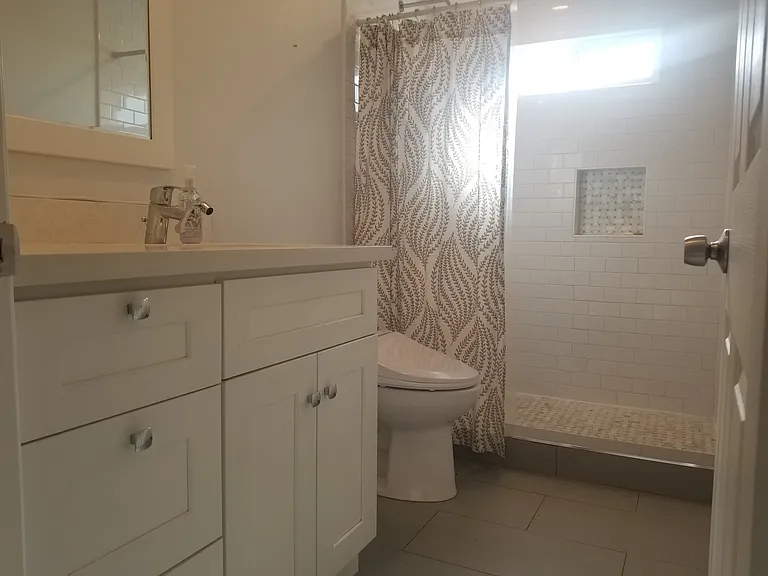 775 Beryl Pl — Photo 10