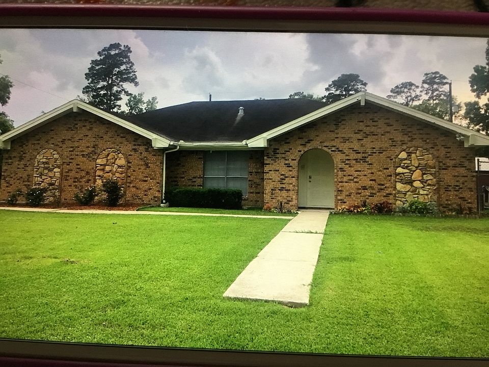 1st image of 8401 Yorkshire Dr