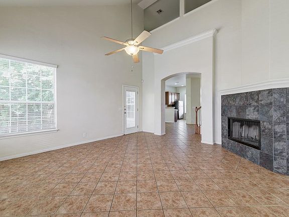3rd image of 5102 Caswell Ave