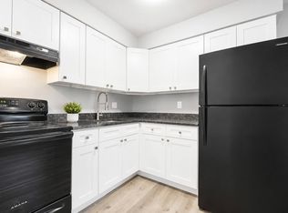 2602 N Jefferson St APT B32, Wilmington, DE 19802