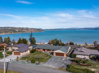 605 Birch St, Oak Harbor, WA 98277