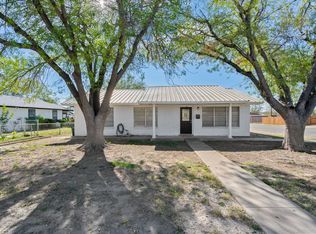 1301 E 2nd St, Del Rio, TX 78840