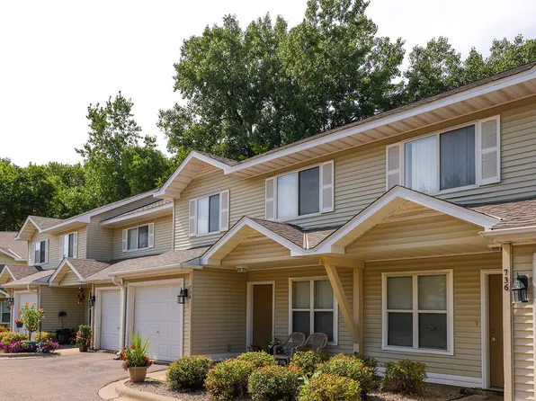 East Creek Carriage Homes, 744 Ravoux Rd #710, Chaska, MN 55318