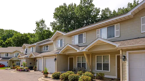 East Creek Carriage Homes Photo 1