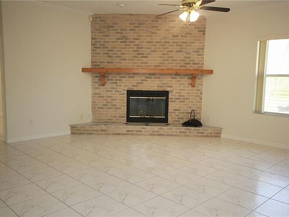 5th image of 4917 Sacramento St