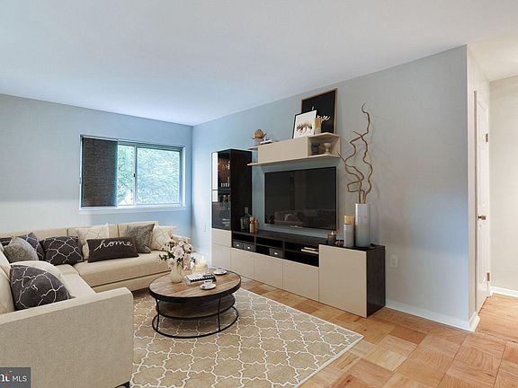 4th image of 12201 Academy Way #7/163