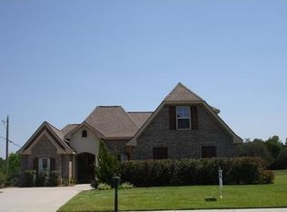 12024 Ol Oak Dr, Gulfport, MS 39503