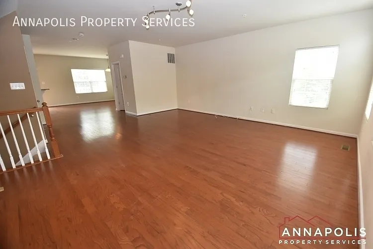 1013 Red Clover Rd — Photo 8