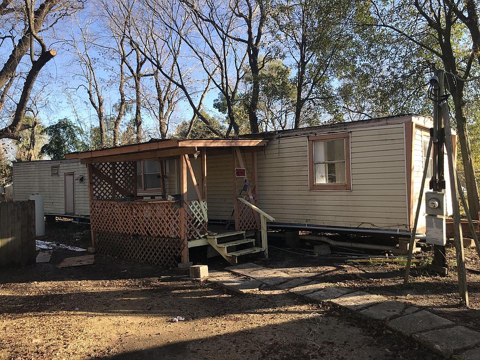 1st image of 312 W Austin Ave #C